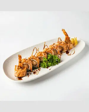 Uramaki com camarão empanado